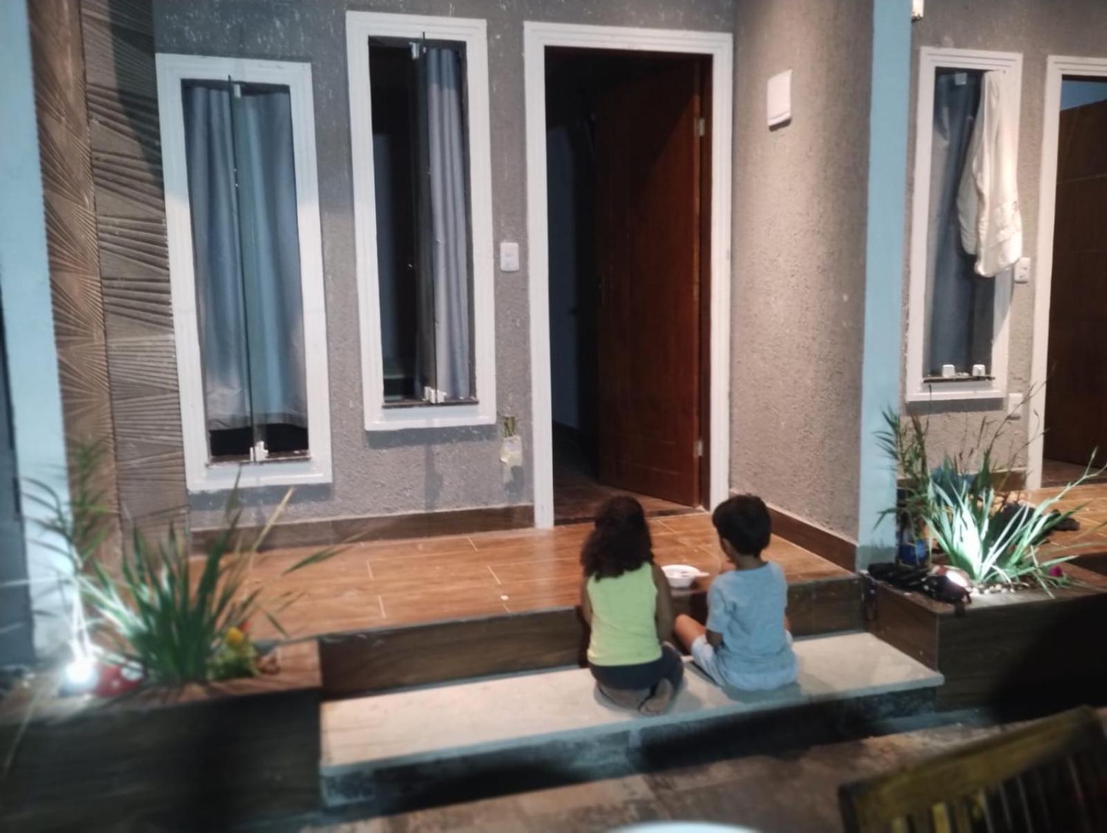 Pousada Recanto Beach House - Cabo Frio - Rj- Unamar- Cond Florestinha - 1 Min A Pe Da Praia Tamoios Zewnętrze zdjęcie