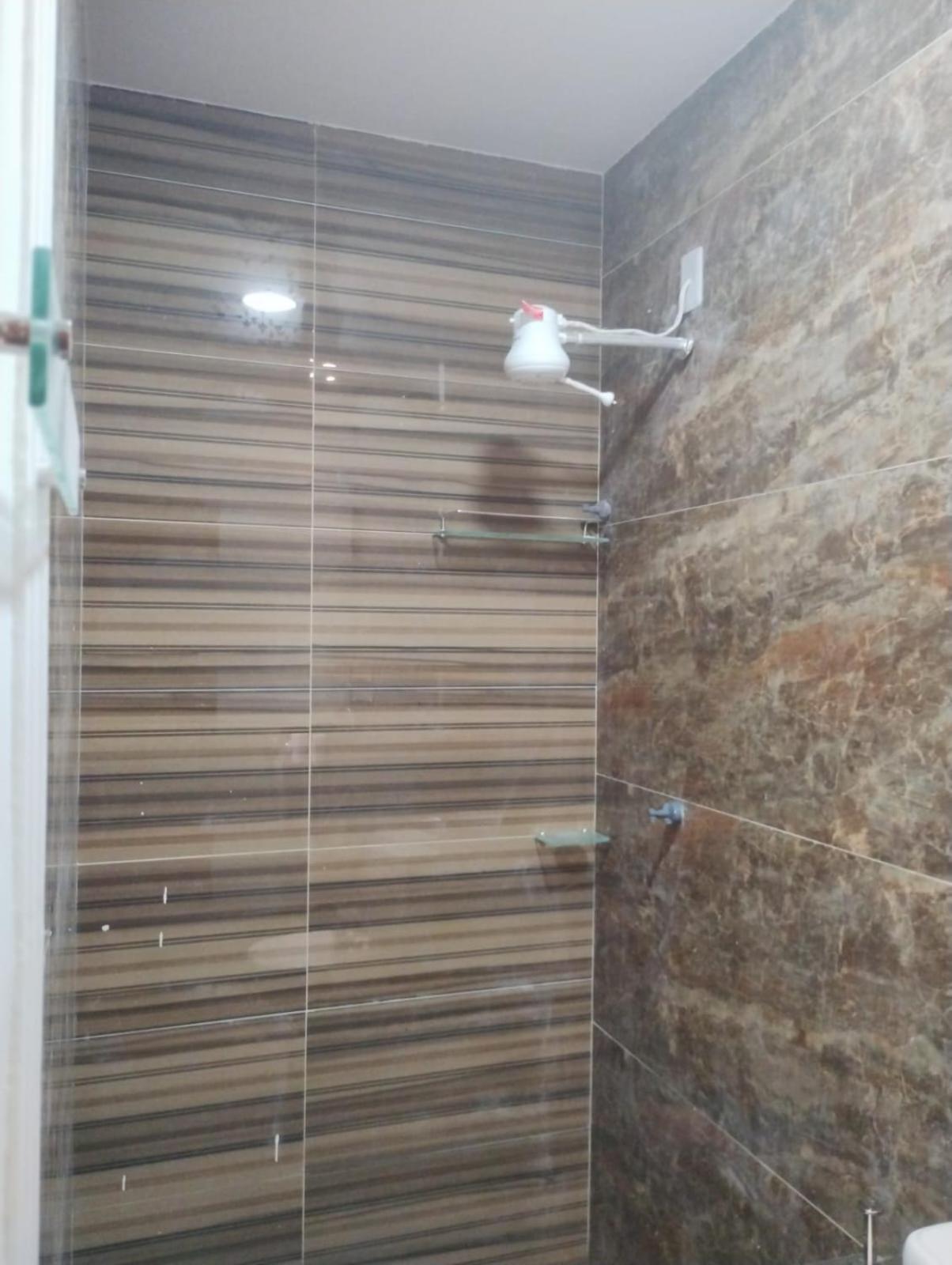 Pousada Recanto Beach House - Cabo Frio - Rj- Unamar- Cond Florestinha - 1 Min A Pe Da Praia Tamoios Zewnętrze zdjęcie